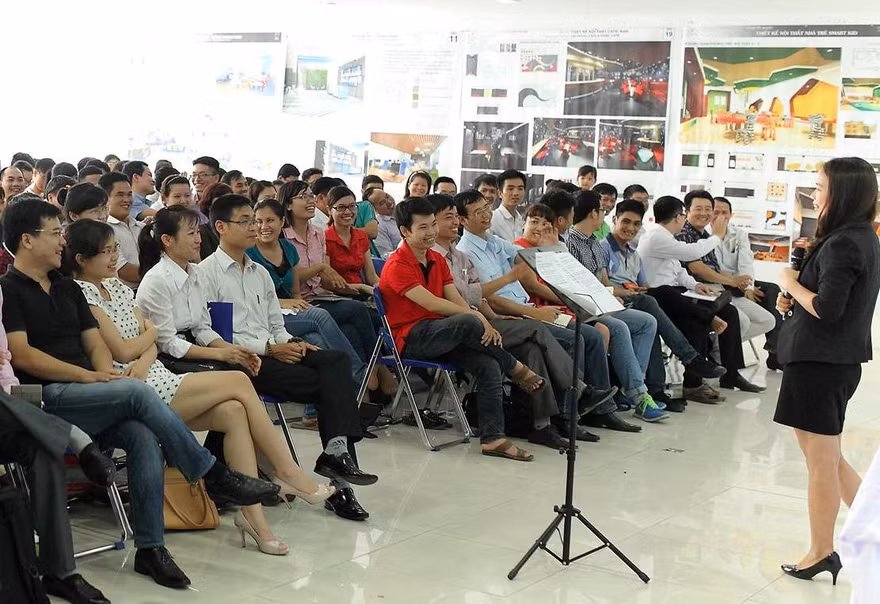 Nhiều khóa dạy làm giàu được mở ra để lừa đảo tiền người học muốn giàu nhanh, giàu dễ. Ảnh minh họa: IE.