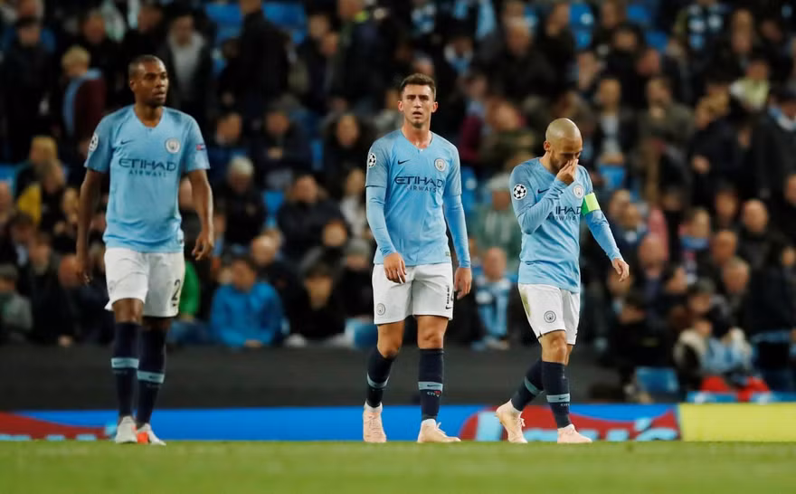 Nội bộ Man City bất hòa sau trận thua sốc Lyon.