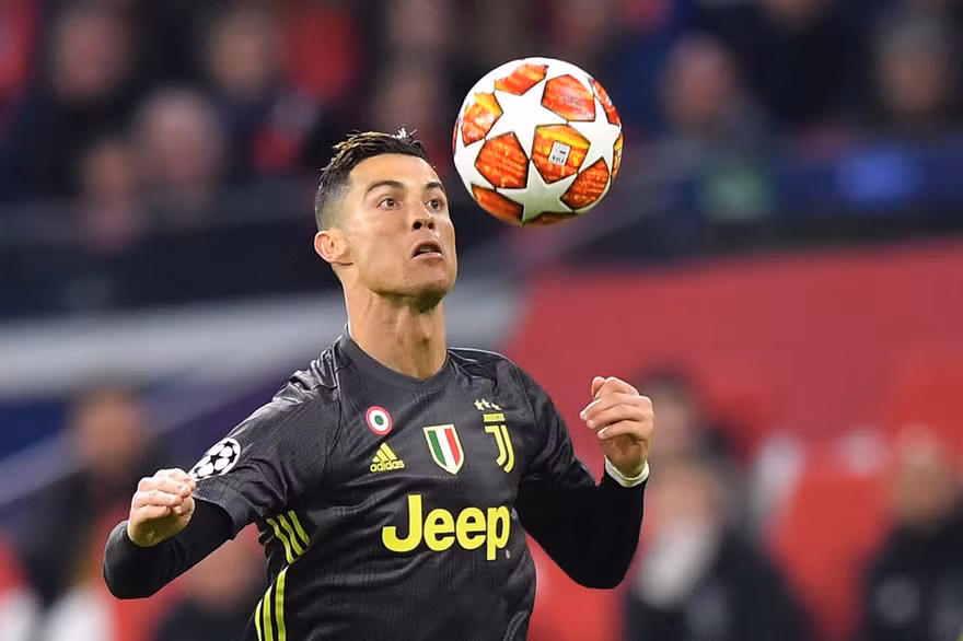 Cristiano Ronaldo xuất sắc nhưng cũng không "cứu" được Juventus.