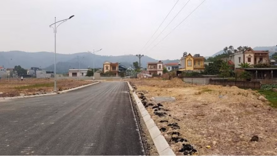 Hết 'cơn sốt', đất nền Bắc Giang, Bắc Ninh lao dốc khiến NĐT rậm rịch bán tháo