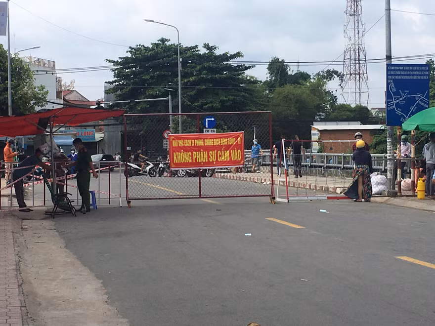 Cuộc sống bên trong 'siêu' phường bị phong tỏa ở Đồng Nai