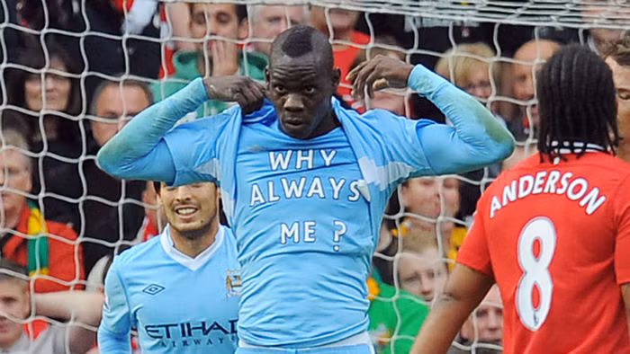 Mario Balotelli vẫn luôn khiến người Man City phải nhớ đến.