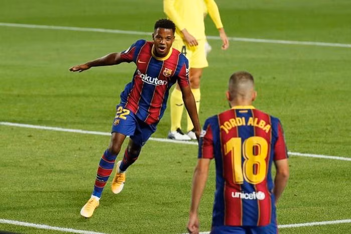 Ansu Fati tỏa sáng trong chiến thắng trước Villarreal.
