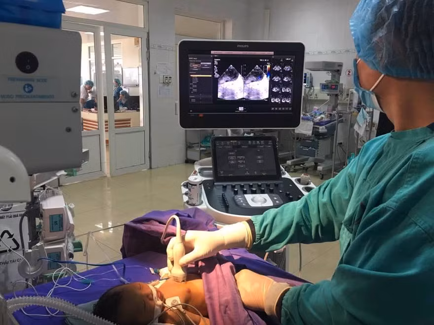 Căn bệnh u buồng trứng thường được cho là bệnh của phụ nữ trưởng thành. Thế nhưng theo các BS, căn bệnh này còn đe dọa các bé gái từ khi mới sinh ra. Ảnh minh hoạ: Internet