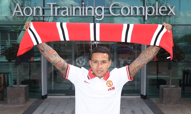 Darmian đã ở rất gần M.U.