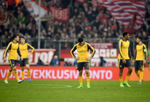 Nhiều ngôi sao thất vọng và muốn sớm rời Arsenal.