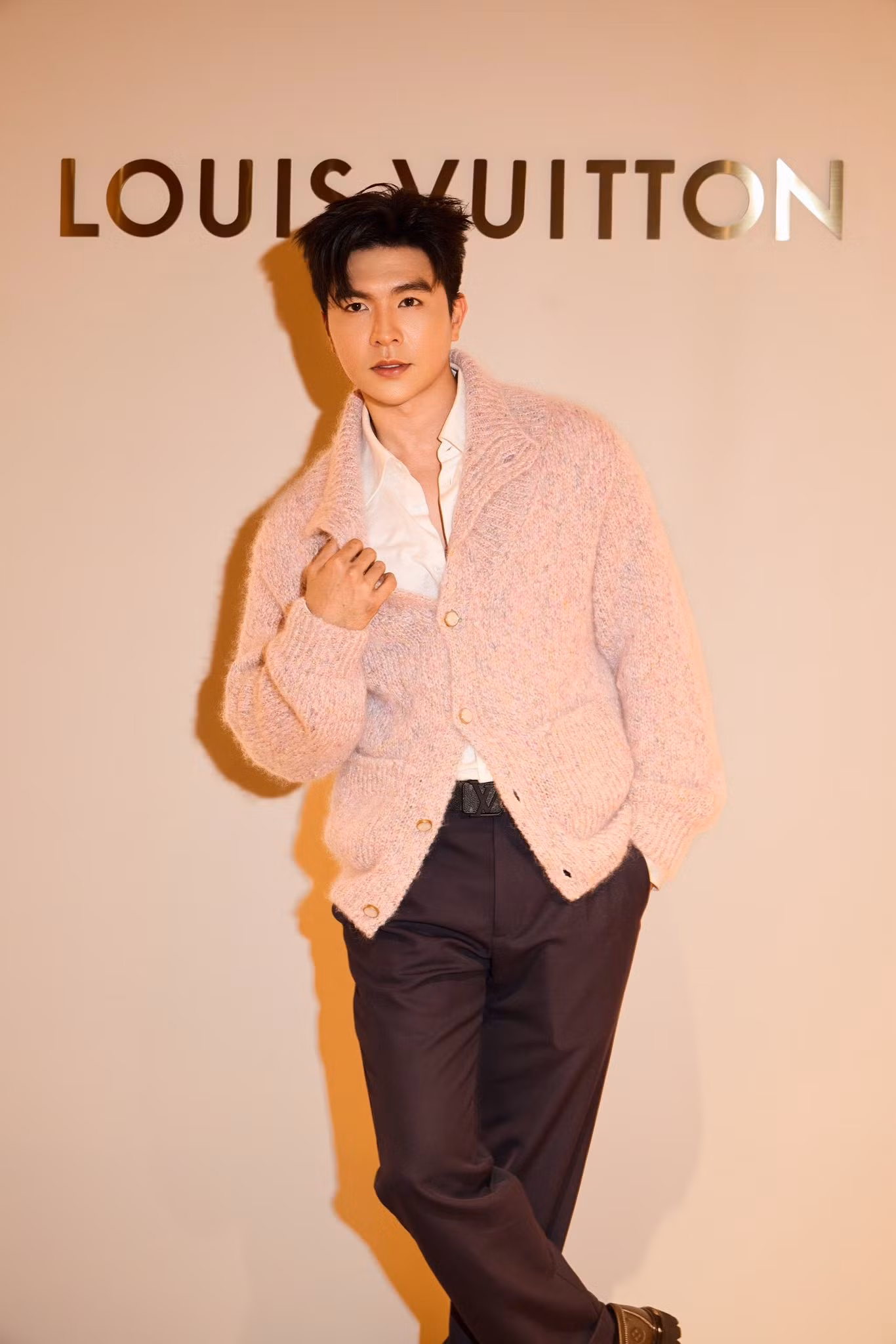 louis-vuitton-100426-men-7.jpg
