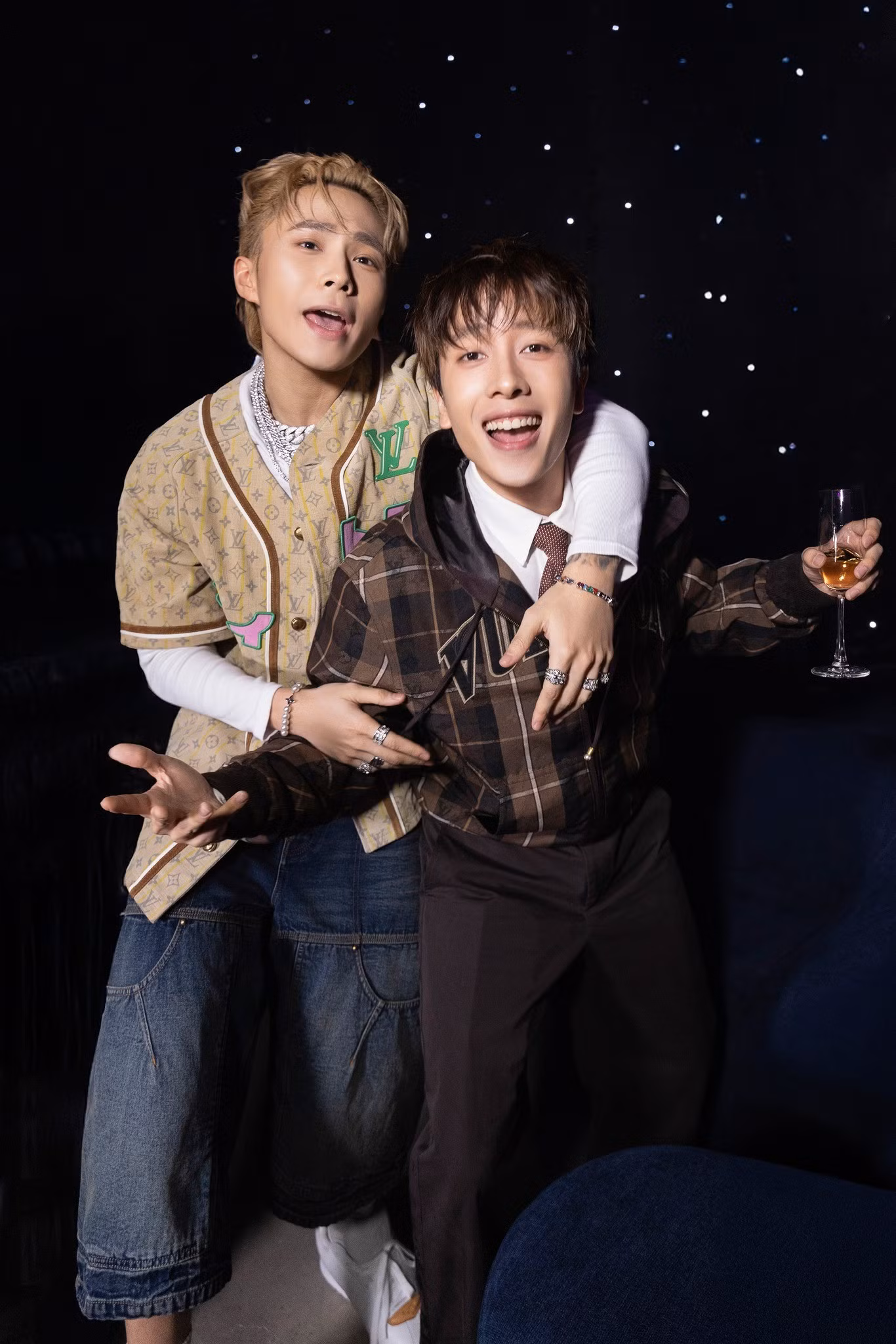 louis-vuitton-starry-night-year-end-viet-nam-2025-agr.jpg