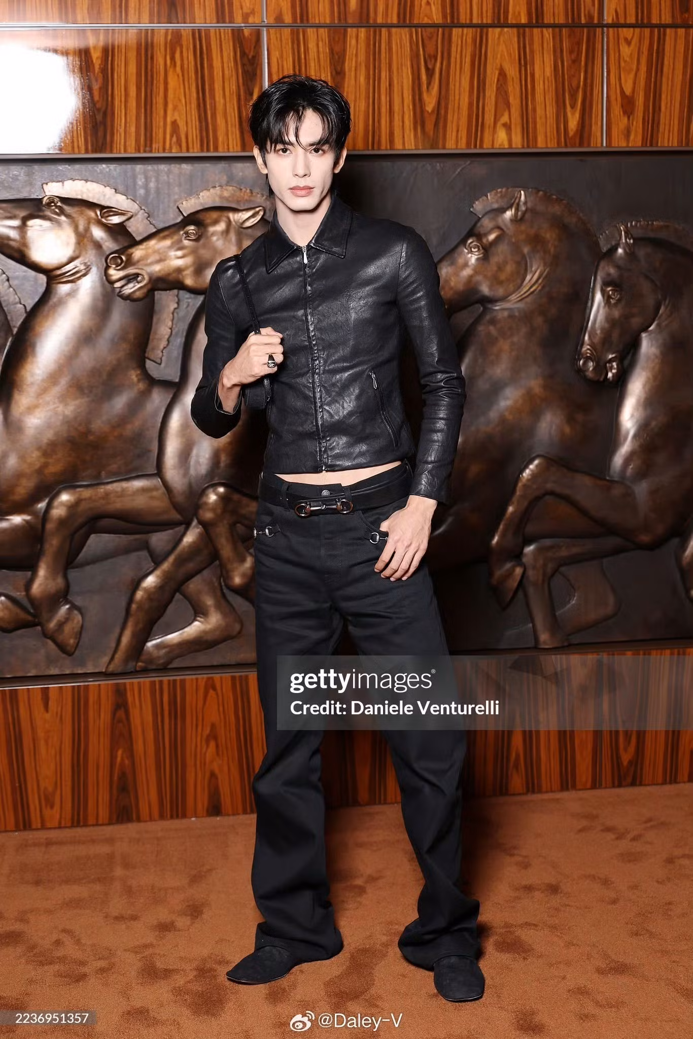 milan-fashion-week-spring-summer-2026-gucci-weilong-song-evc.jpg