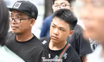 CĐV đội nắng giữa trưa mua vé trực tiếp trận Việt Nam vs Malaysia