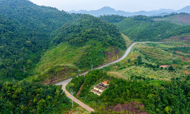 Nhìn gần Quốc lộ 4B nối Quảng Ninh - Lạng Sơn trước ngày mở rộng