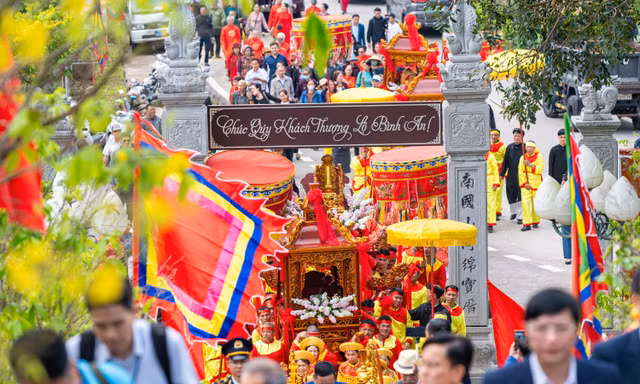 Khai hội Thái miếu nhà Trần