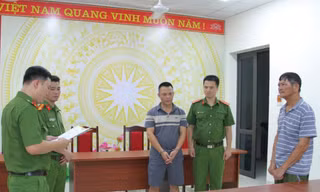 Hai đối tượng dùng giấy tờ giả chiếm đoạt 152 tấn mủ cao su