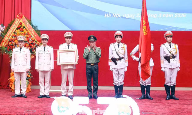 Tuổi trẻ Bộ Công an đón nhận Huân chương Bảo vệ Tổ quốc hạng Nhất