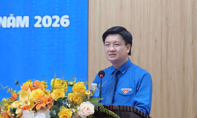 Bí thư Tỉnh Đoàn Ninh Bình đối thoại với đoàn viên, thanh niên