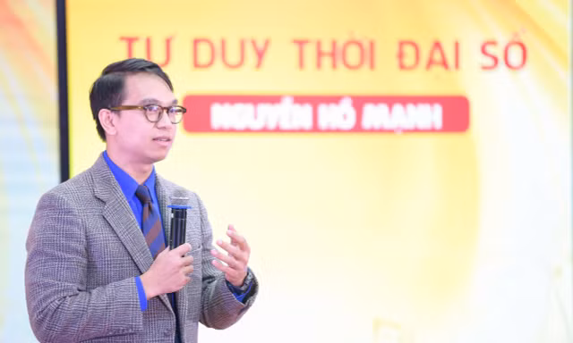 Vững lý luận của Đảng để tầm soát 'dị bản' sự thật, xuyên tạc, chống phá