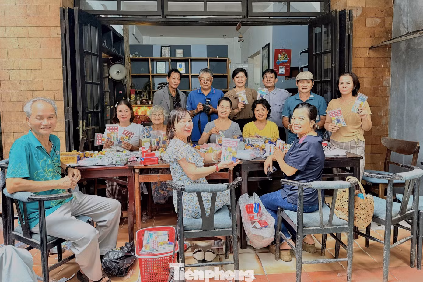 tp-dn-ung-ho-thuoc-mb-3.jpg