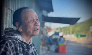 Tuổi xuân sống vì Tổ quốc, hết tiếng súng sống vì mẹ