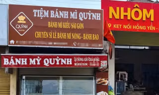 2 cơ sở bánh mì gây ngộ độc bị phạt 80 triệu đồng, đình chỉ 3 tháng