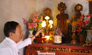 Cận cảnh ngôi đền bên dòng Lam là chứng nhân lịch sử 