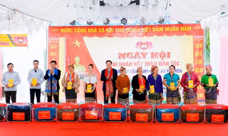 Phát huy sức mạnh đại đoàn kết toàn dân, xây dựng Nghệ An phát triển bền vững trong giai đoạn mới