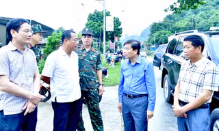 Chủ tịch UBND tỉnh Nghệ An: Phải tuyệt đối đảm bảo an toàn tính mạng, tài sản người dân