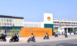 Gian lận thi ở Tuyên Quang: Ai đã bẻ gãy những 'hàng rào' bảo vệ kỳ thi tốt nghiệp?