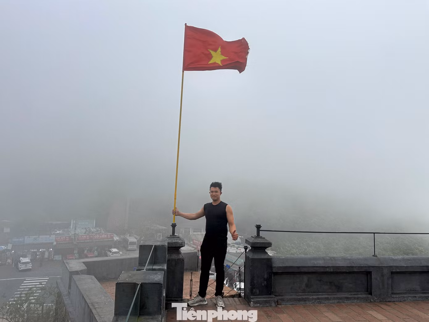 tp-suongmuhaivanquan-7.jpg