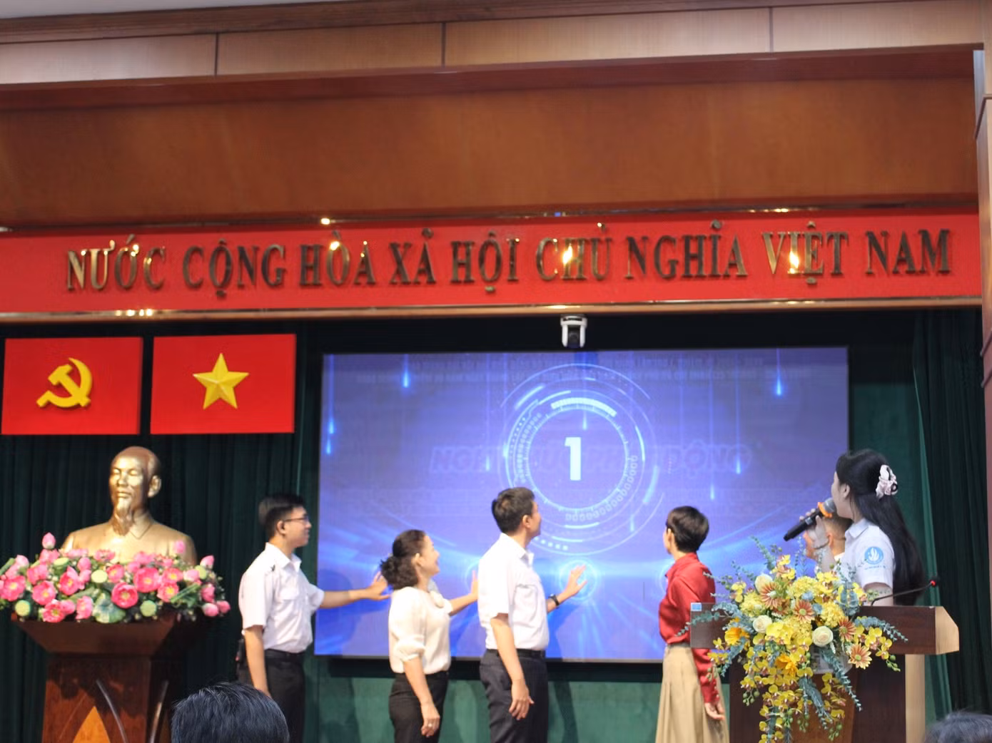 anh-2-14.jpg