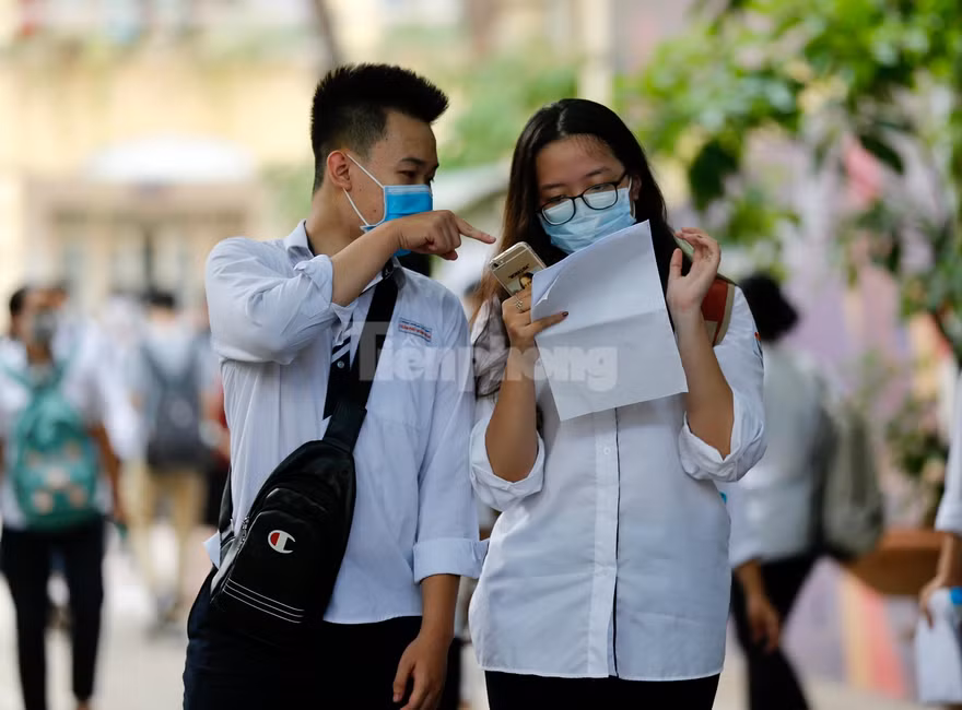 PGS.TS Bùi Đức Triệu: Nên giảm bớt thi cử