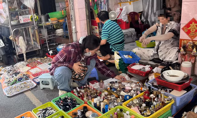 Hàng giả công khai giữa ban ngày: Vì sao vẫn có 'đất sống'?