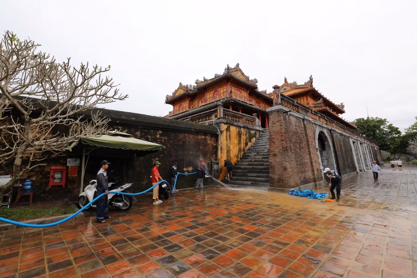 ngap-lut-di-tich-hue-3b.jpg