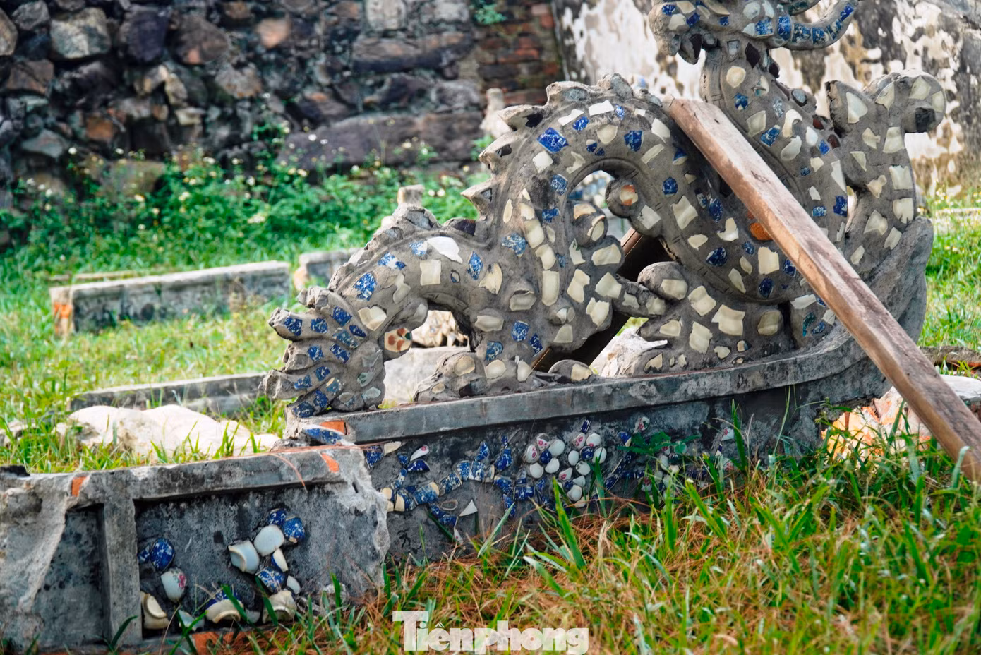 tp-7-di-tich-van-thanh-hue-1.jpg