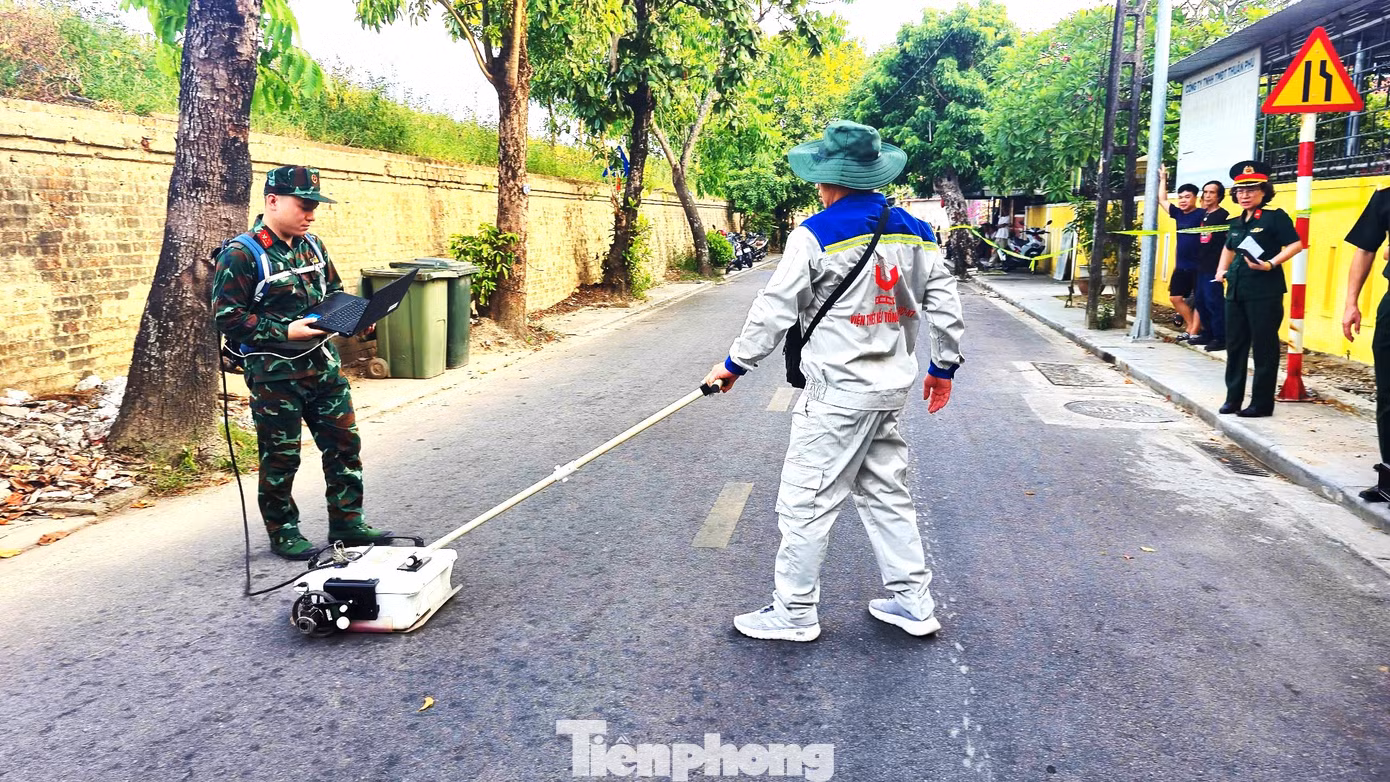tp-c_2-ra-da-xuyen-dat.jpg