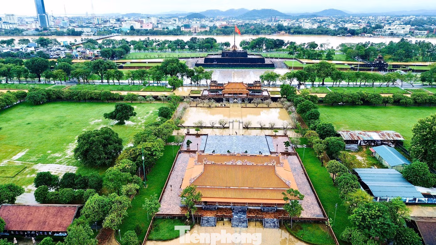 tp-8-ve-sinh-di-tich-hue-1.jpg