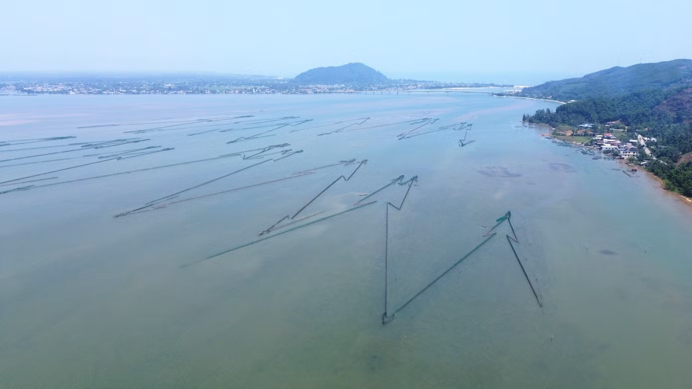 du-lich-dam-pha.jpg