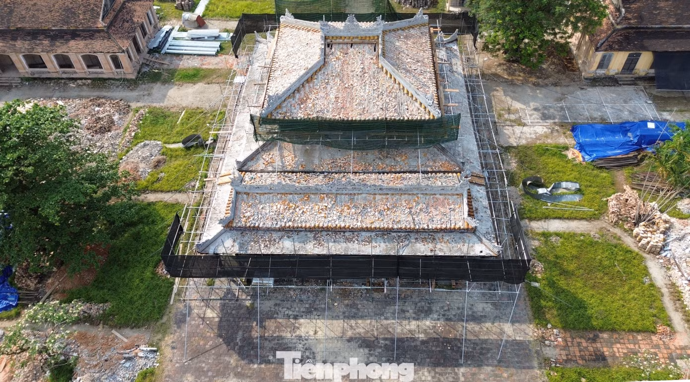 tp-8b-ha-giai-quoc-tu-giam.jpg