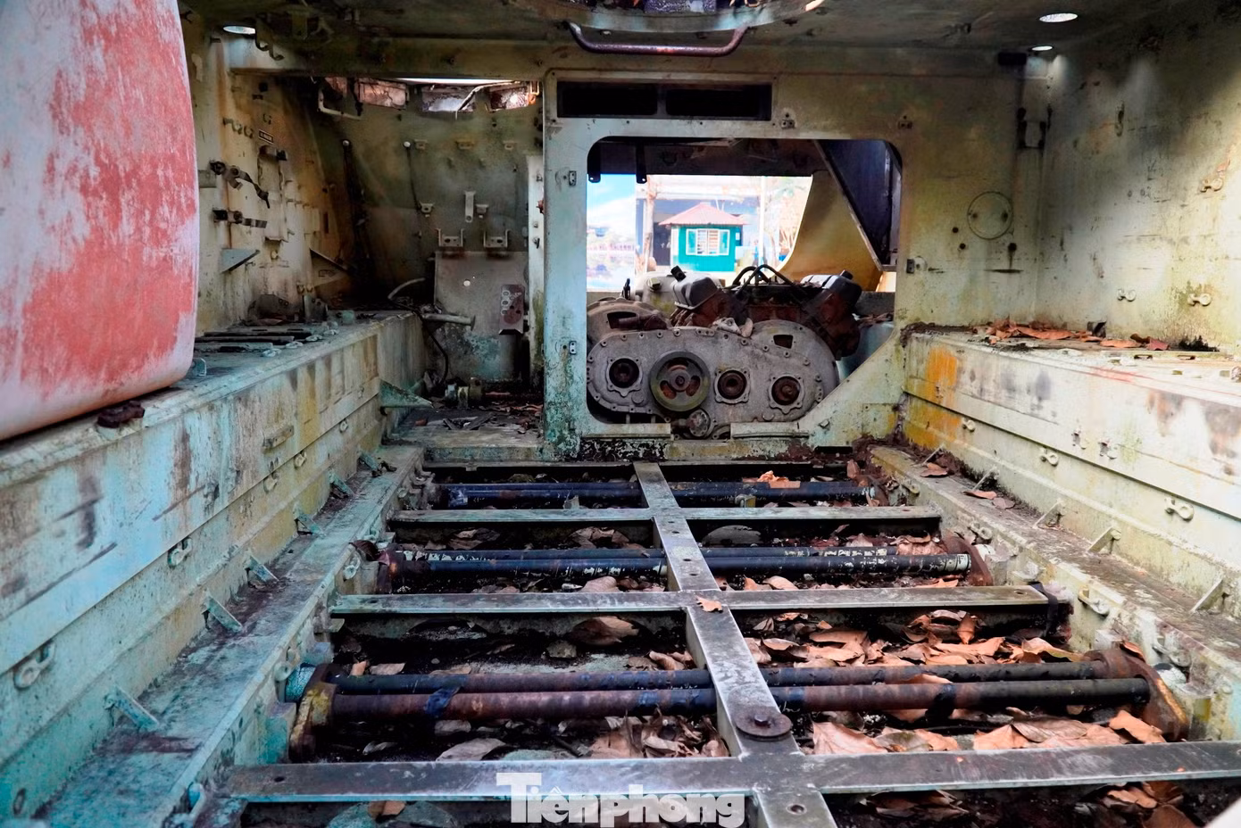 tp-8-xe-tang-bao-tang-muc-nat-1.jpg