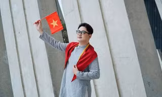 Khi bản sắc quê hương trở thành nguồn cảm hứng cho đồ án thời trang của sinh viên trẻ