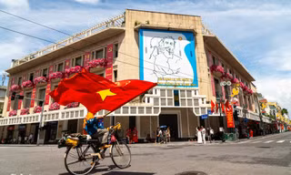 Ngắm mùa Thu Hà Nội khoác lên mình vẻ đẹp thanh bình của 80 năm Quốc khánh