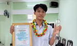 Nam sinh Đắk Lắk đạt 2 điểm 10, trở thành Á khoa toàn quốc khối A00