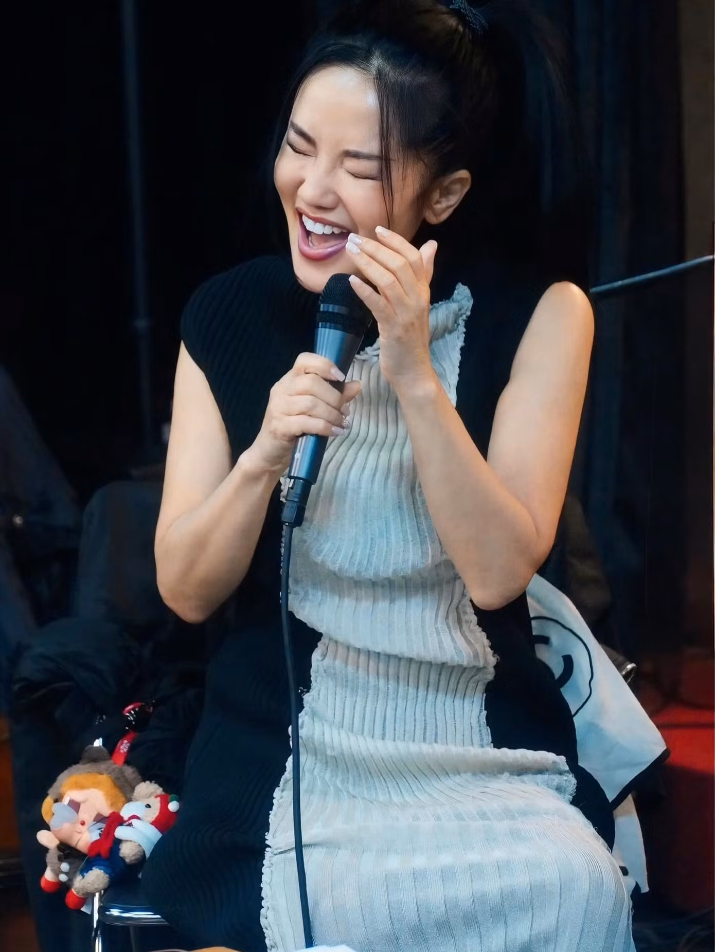 hong-nhung.jpg