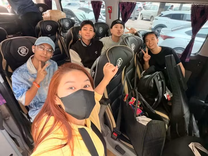 gia-dinh-haha.jpg