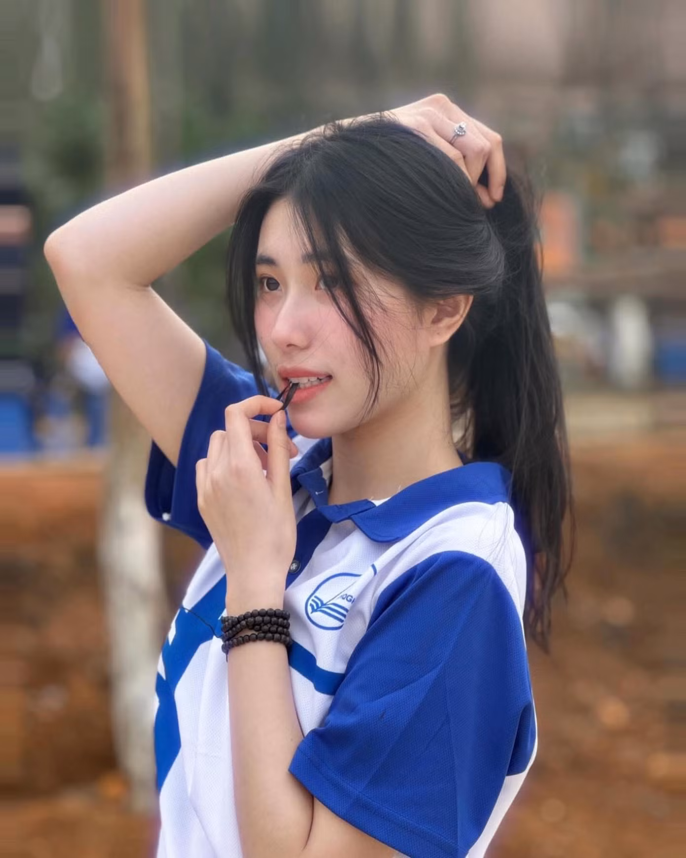 nguyen-linh-chi.jpg