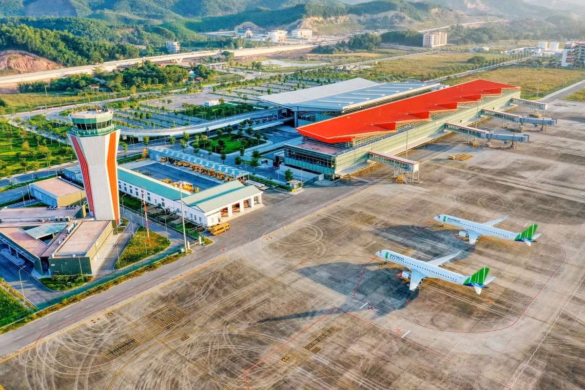 hinh-leading-san-bay-van-don-quang-ninh-e1665404514203-1754991912749927265294-1755077274585927951055.jpg