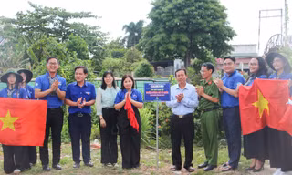 Thành Đoàn TP. HCM thăm, động viên chiến sĩ tình nguyện ‘Mùa Hè Xanh’ tại An Giang