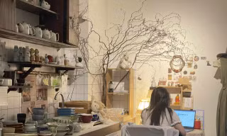 Xu hướng cà phê ‘ẩn’ đang thu hút bạn trẻ Sài Gòn