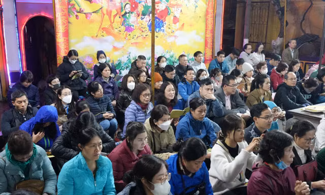 Dâng sao giải hạn và quan niệm '49 chưa qua, 53 đã tới'