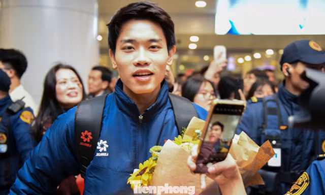 Mừng về nhà, những chiến binh quả cảm U23 Việt Nam!