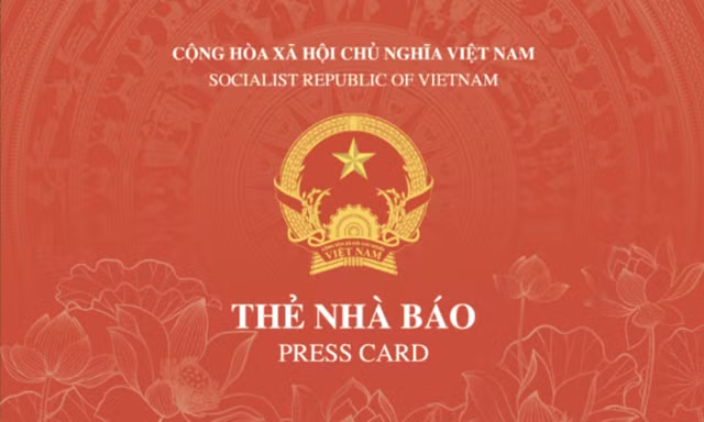 Công bố mẫu thẻ nhà báo mới